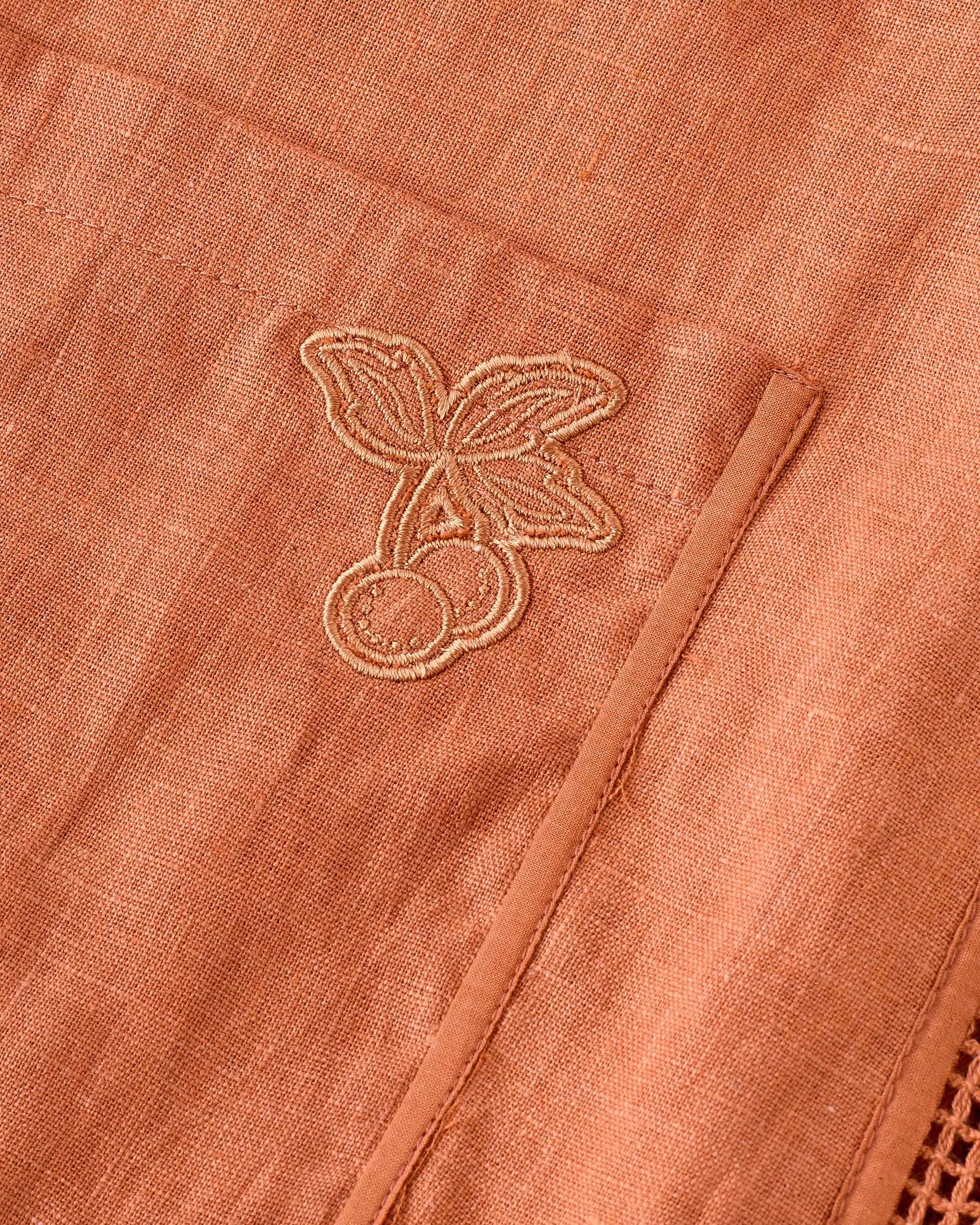 TERRA COTTA