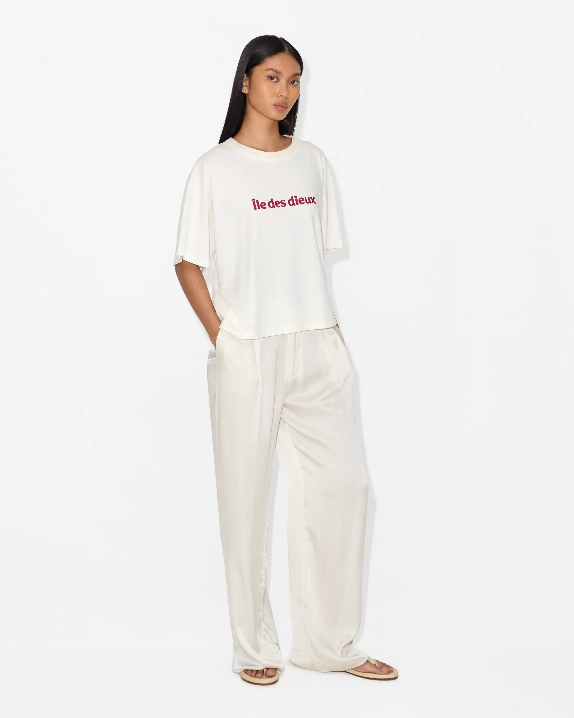 OFF WHITE
