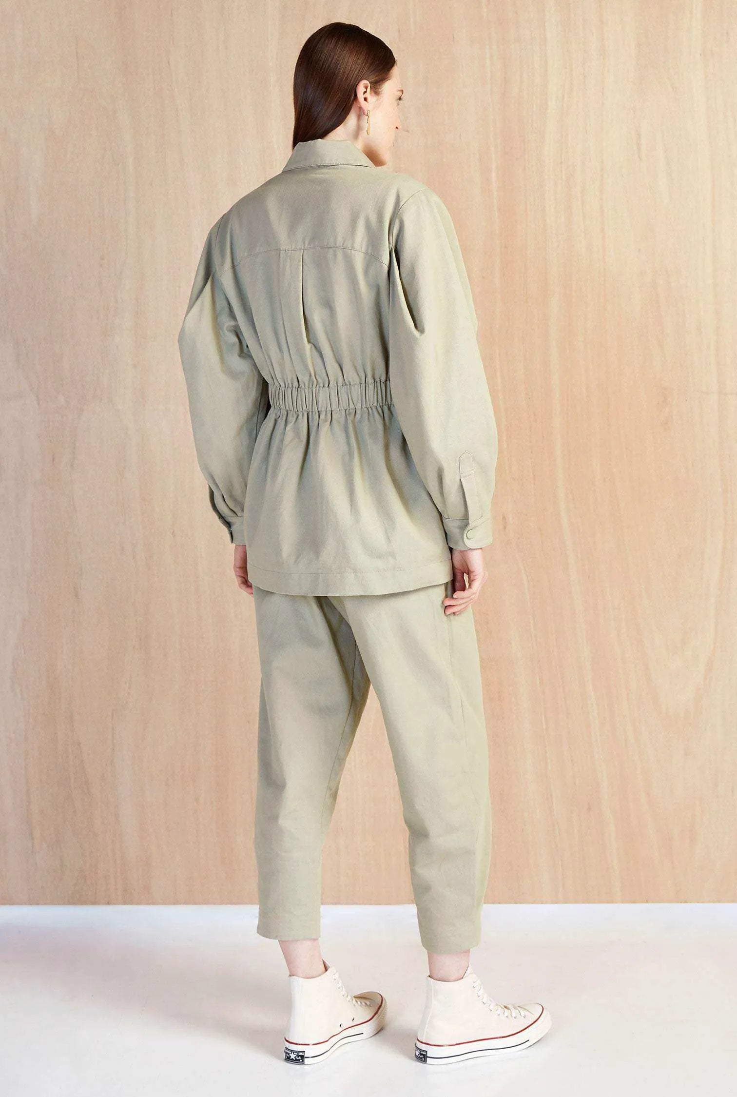 LIGHT KHAKI