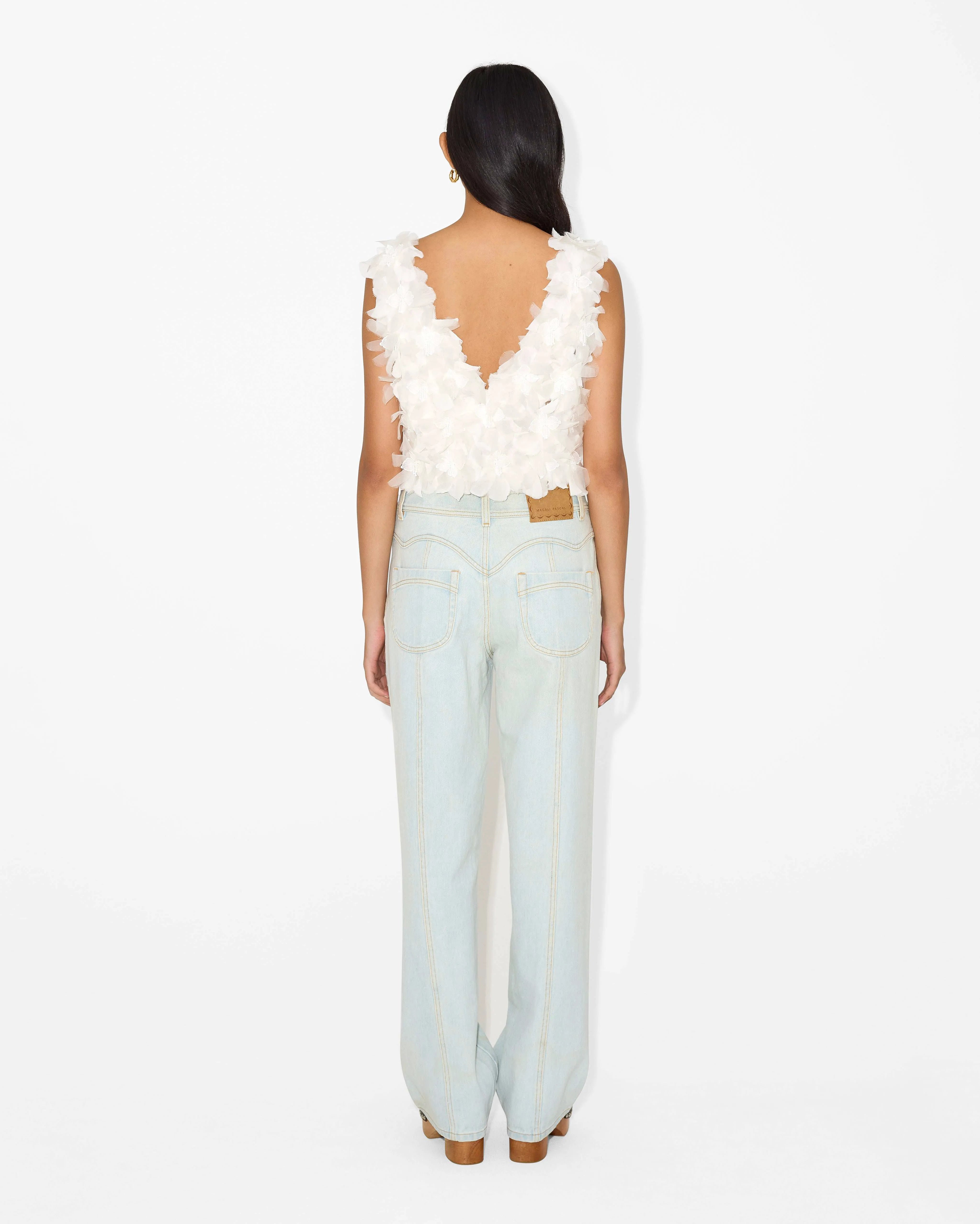 OFF WHITE