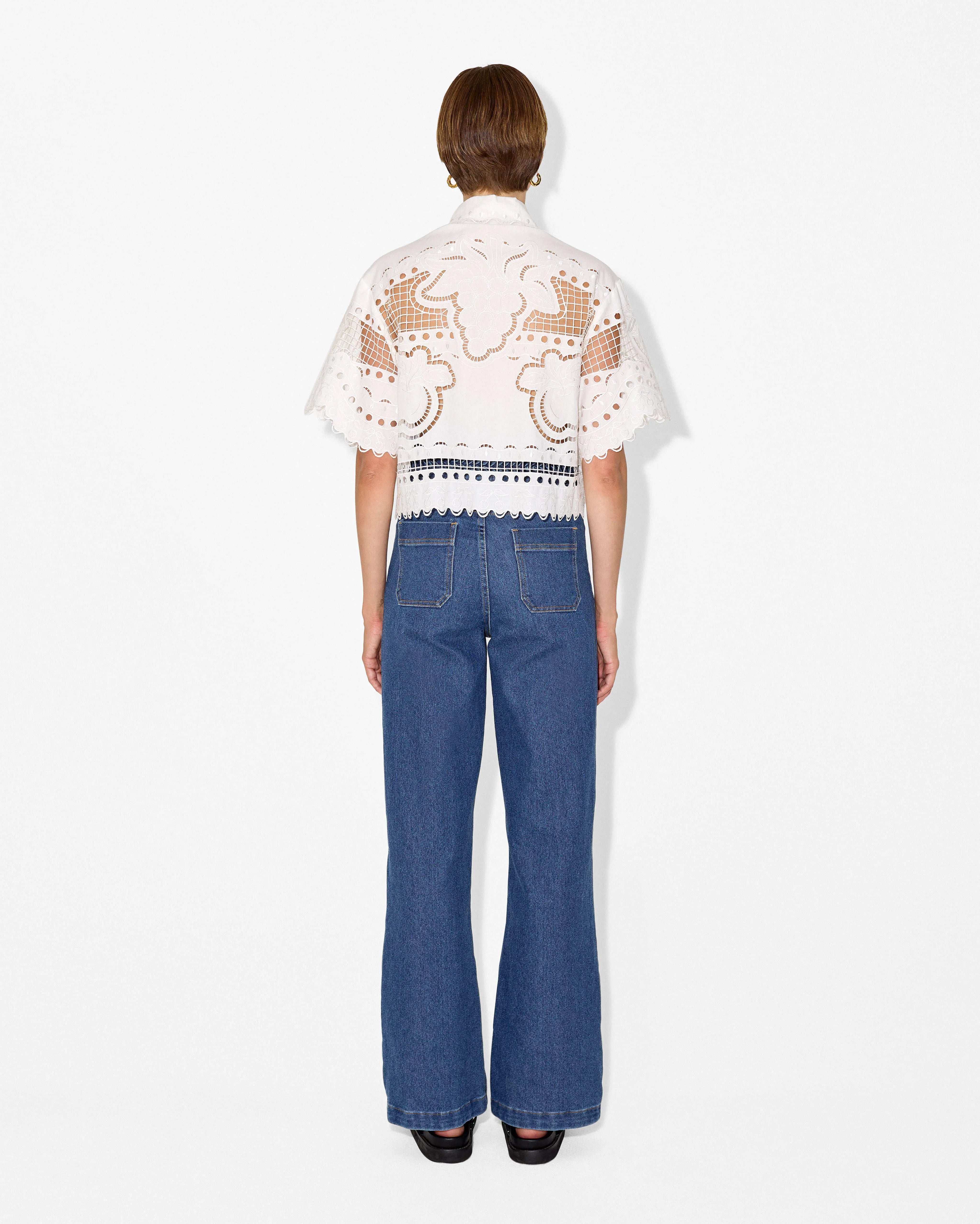 OFF WHITE
