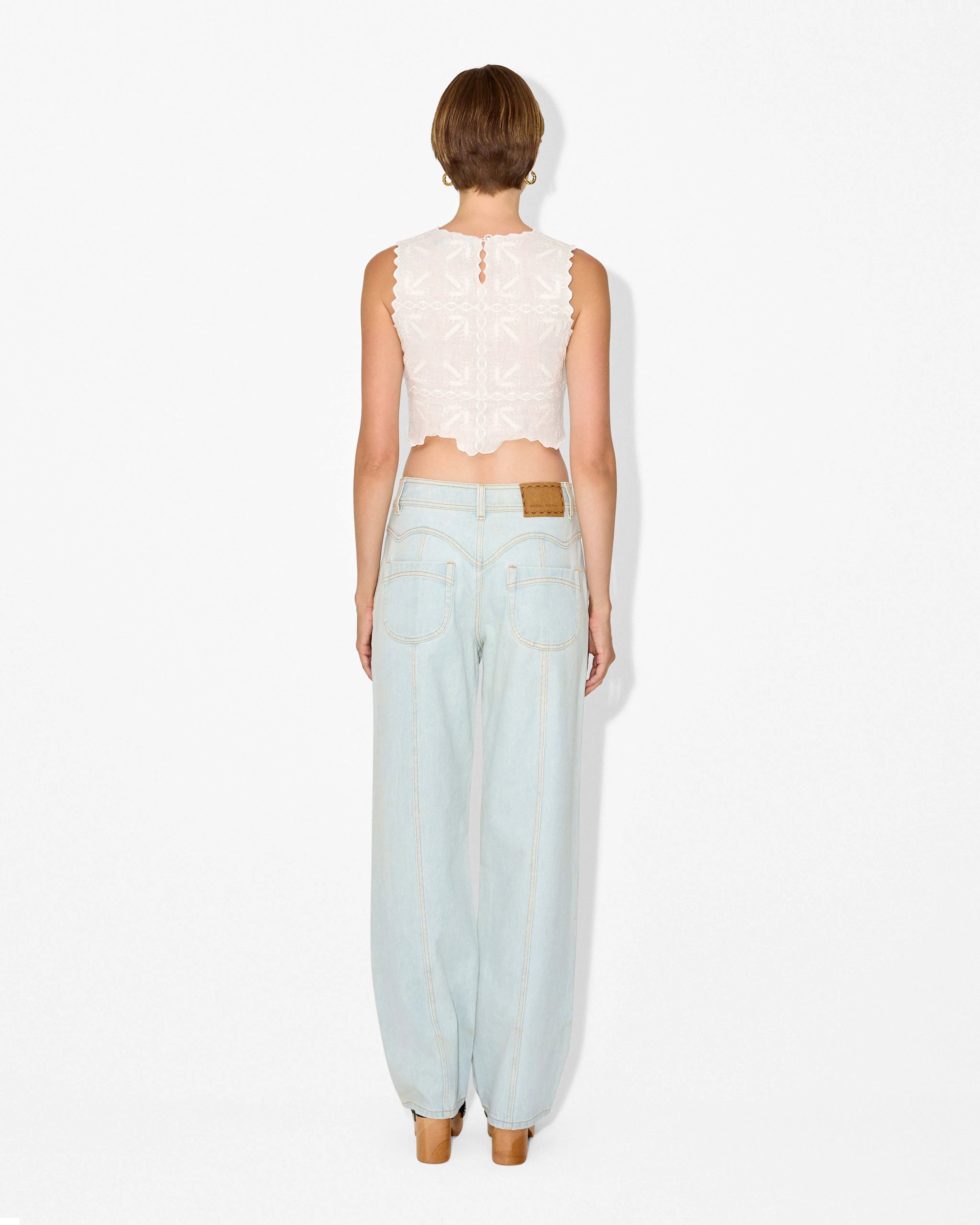 OFF WHITE