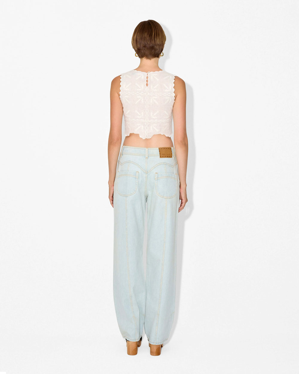 OFF WHITE