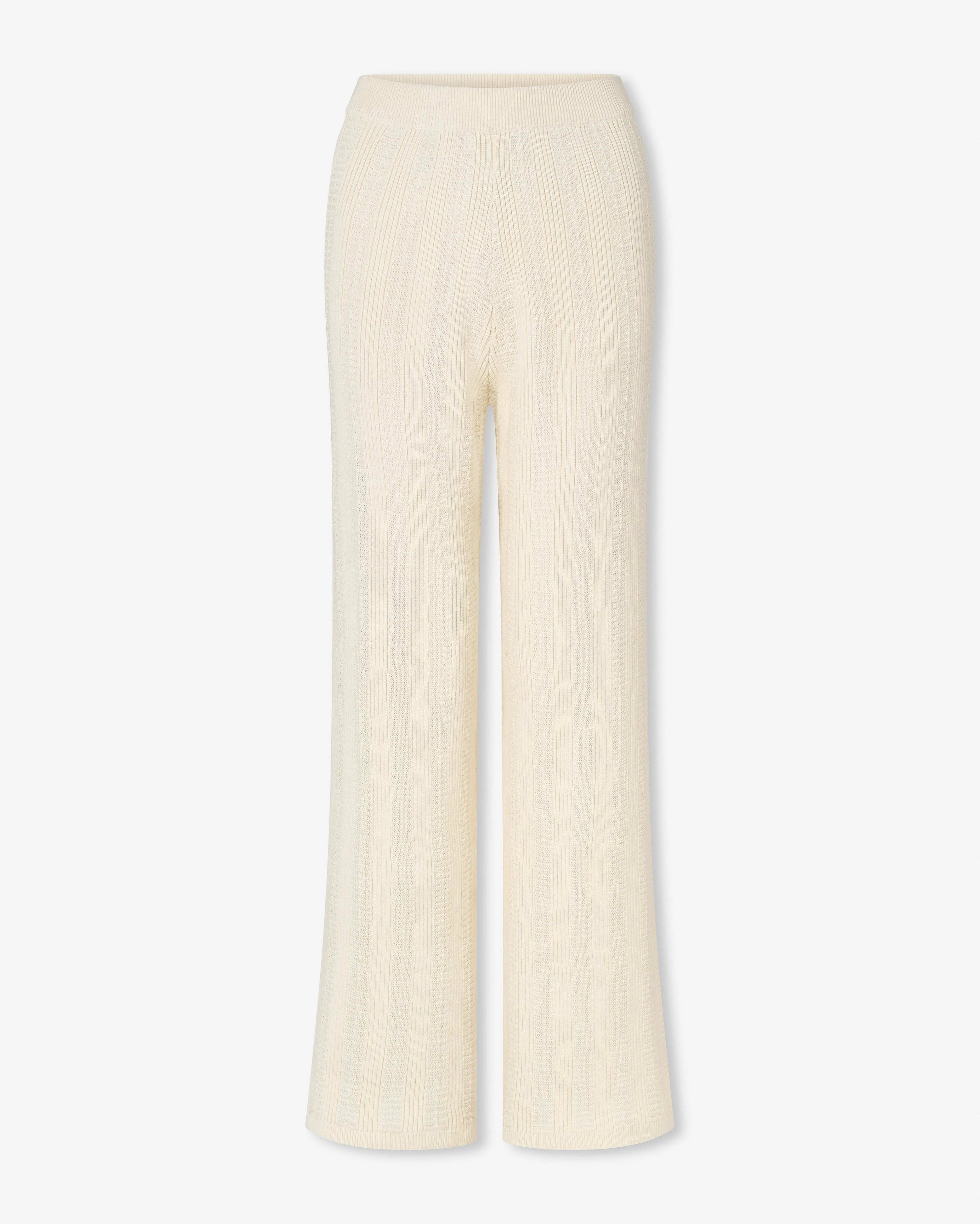 ECRU